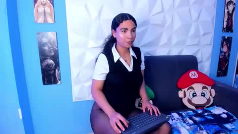 Snapshot of khateandersson chatting on November 2025 08:08:01 PM khateandersson online show from November 2025 08:08:01 PM