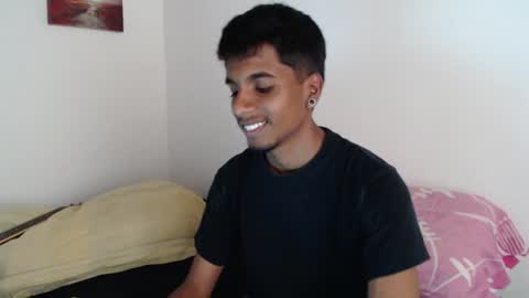 Snapshot of khevinlopezonig chatting on December 2024 10:25:01 PM khevinlopezonig online show from December 2024 10:25:01 PM