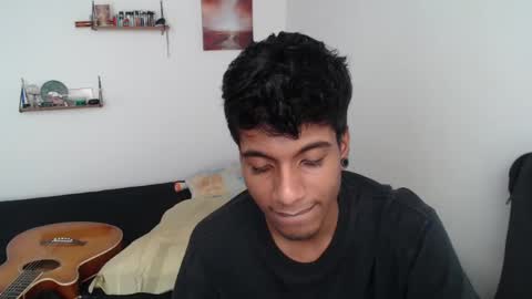 Snapshot of khevinlopezonig chatting on February 2025 08:29:02 PM khevinlopezonig online show from February 2025 08:29:02 PM