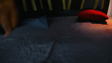 Snapshot of khloe_rossich chatting on December 2024 09:20:02 PM online show from December 2024 09:20:02 PM