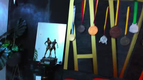 Snapshot of khloe_rossich chatting on December 2024 11:48:01 PM online show from December 2024 11:48:01 PM