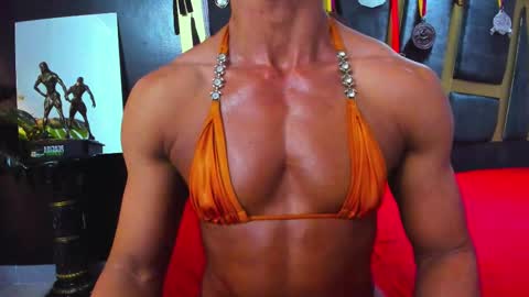 Snapshot of khloe_rossich chatting on October 2025 06:08:02 PM online show from October 2025 06:08:02 PM