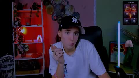 Snapshot of khloebeauty chatting on October 2025 10:07:01 PM khloebeauty online show from October 2025 10:07:01 PM