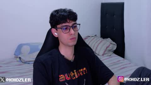 khozler_ online show from March 2026 02:29:01 AM