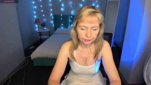Ellie online show from March 2026 10:45:02 AM