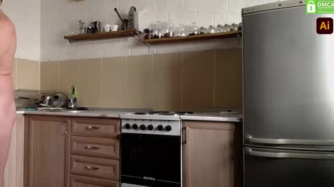 Snapshot of kiabigdick chatting on March 2025 09:49:01 AM Hey Im Ivan everyday online 9am to 6pm 6 GMT Help me Reach K FollowerslPut your finger up online show from March 2025 09:49:01 AM