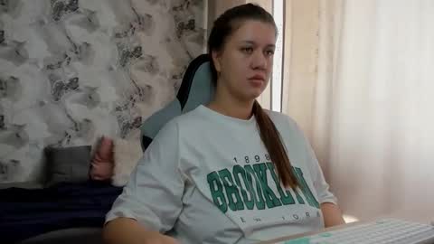 kianna_dior_ online show from April 2026 09:08:01 AM