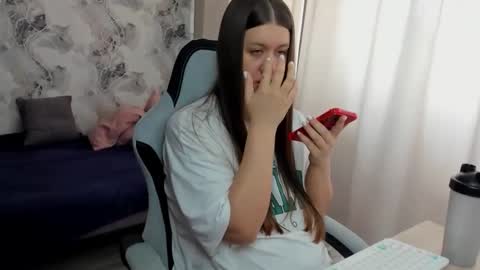 kianna_dior_ online show from April 2026 06:44:02 AM