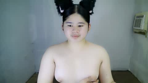 Snapshot of kianna_schmitz chatting on March 2025 10:13:02 AM Your SweetGirl Ts online show from March 2025 10:13:02 AM