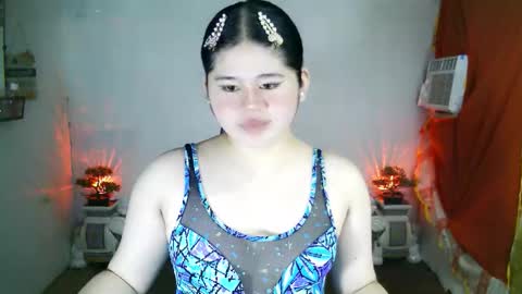 Snapshot of kianna_schmitz chatting on September 2025 04:47:01 AM Your SweetGirl Ts online show from September 2025 04:47:01 AM
