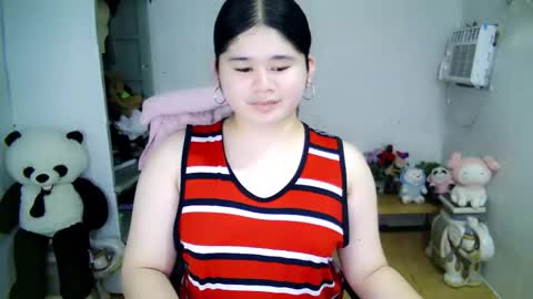 Snapshot of kianna_schmitz chatting on October 2025 09:28:01 AM Your SweetGirl Ts online show from October 2025 09:28:01 AM