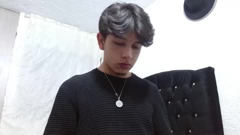 Adrian  Chlloe online show from September 2025 12:10:02 AM