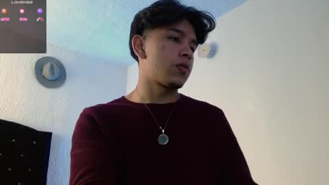 Adrian  Chlloe online show from November 2025 09:50:01 PM