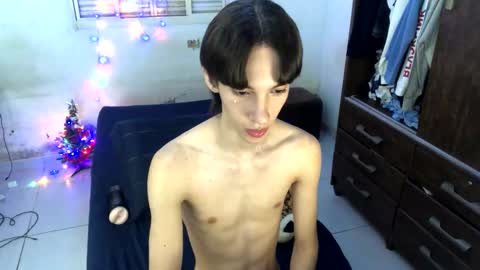 kiantwink online show from December 2024 08:04:01 PM