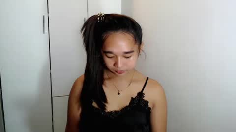 i love bella online show from October 2025 11:42:02 PM