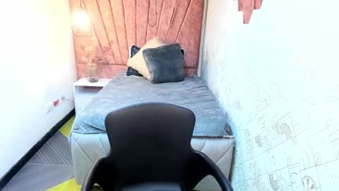 kiara Cruz online show from March 2026 09:12:01 PM