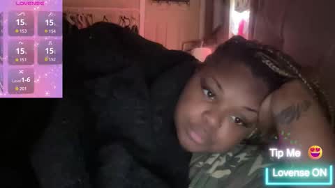 KiaraSugars online show from December 2025 03:38:02 PM