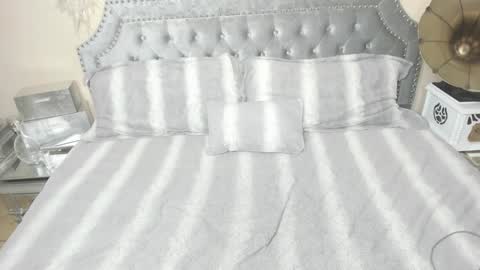 Snapshot of kiarose chatting on January 2025 02:15:02 AM Kia Rose online show from January 2025 02:15:02 AM