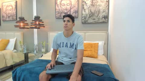 Kieran Derek online show from November 2025 03:19:01 AM