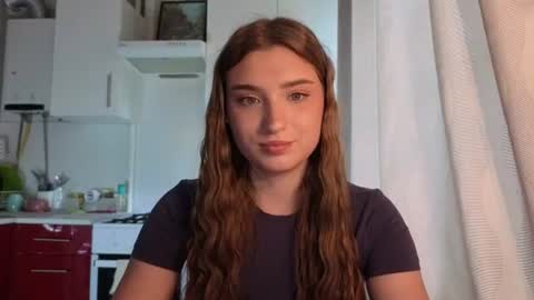 Ola my name is Lissa  Lets hit 10 Thumbs Up together   online show from June 2026 02:09:01 PM