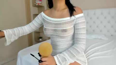 Melody online show from May 2026 12:35:01 PM