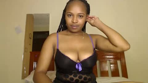 Angela online show from April 2026 08:06:01 PM