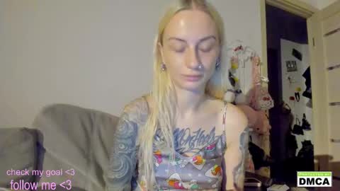 Kiki online show from October 2025 04:51:02 PM