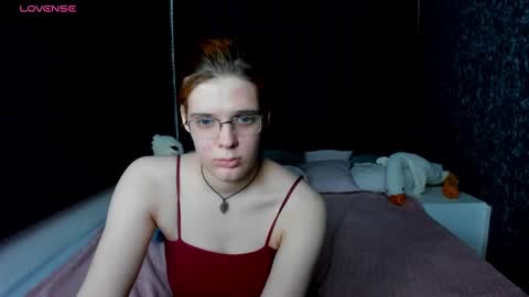 Kiki online show from January 2025 01:48:01 PM