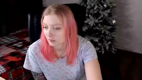 Snapshot of kiki_shay chatting on January 2026 09:49:02 PM Kiki online show from January 2026 09:49:02 PM