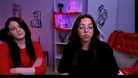 Snapshot of kiki_swan chatting on March 2025 11:33:01 PM kiki_swan online show from March 2025 11:33:01 PM