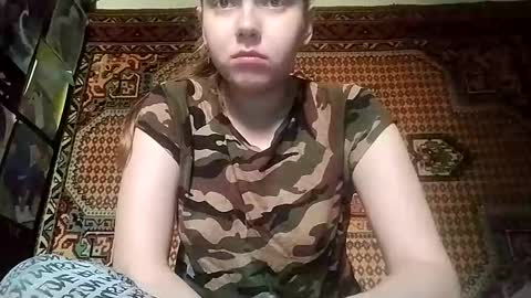 kikibang_ online show from October 2025 08:14:01 AM