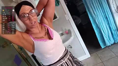 kikilovespartylights online show from March 2025 08:41:02 PM