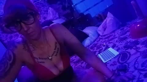 kikilovespartylights online show from March 2026 09:59:01 AM