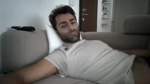 Snapshot of kikkus01 chatting on October 2025 09:39:02 AM kikkus01 online show from October 2025 09:39:02 AM