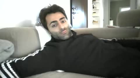 Snapshot of kikkus01 chatting on October 2025 08:18:02 AM kikkus01 online show from October 2025 08:18:02 AM