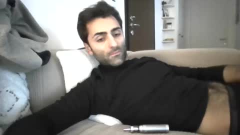 Snapshot of kikkus01 chatting on January 2026 01:03:01 PM kikkus01 online show from January 2026 01:03:01 PM