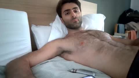 kikkus01 online show from May 2026 03:19:02 PM