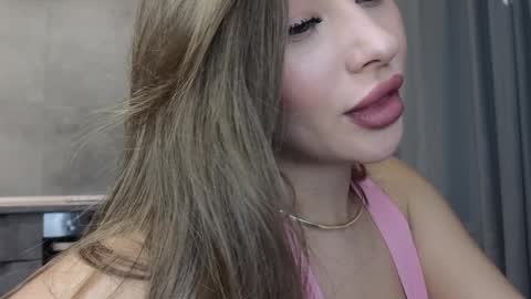 EvaAnna online show from December 2024 04:29:02 PM