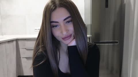 EvaAnna online show from January 2025 11:24:01 PM