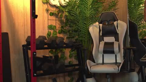 Kim online show from February 2026 01:04:01 PM