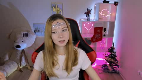 Snapshot of kim_boyd chatting on December 2024 08:18:01 AM kim_boyd online show from December 2024 08:18:01 AM