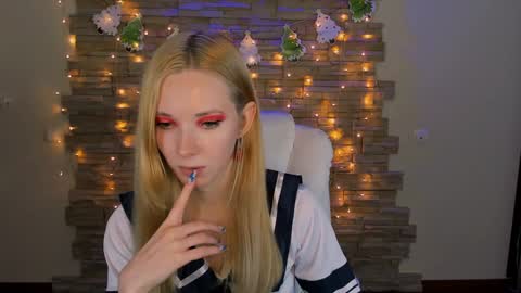 Snapshot of kim_boyd chatting on January 2025 06:44:01 PM kim_boyd online show from January 2025 06:44:01 PM