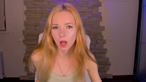 Snapshot of kim_boyd chatting on January 2025 12:09:02 PM kim_boyd online show from January 2025 12:09:02 PM