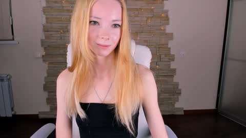 Snapshot of kim_boyd chatting on February 2025 03:07:01 PM kim_boyd online show from February 2025 03:07:01 PM