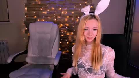 Snapshot of kim_boyd chatting on February 2025 06:40:01 PM kim_boyd online show from February 2025 06:40:01 PM