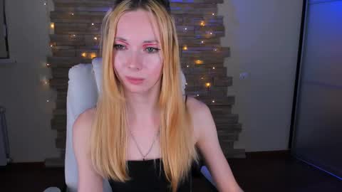 Snapshot of kim_boyd chatting on February 2025 06:24:02 PM kim_boyd online show from February 2025 06:24:02 PM