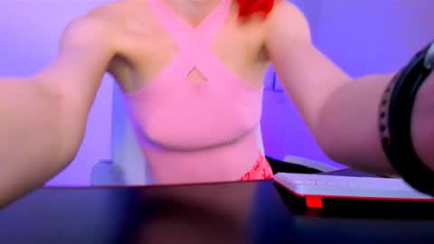 Snapshot of kim_boyd chatting on September 2025 07:57:01 AM kim_boyd online show from September 2025 07:57:01 AM