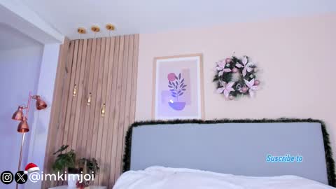 Kim Joi online show from December 2025 01:29:02 PM