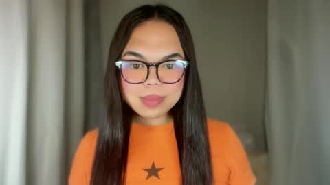 Snapshot of kim_kyile chatting on January 2026 12:21:01 PM KYLIE online show from January 2026 12:21:01 PM