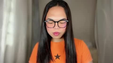 Snapshot of kim_kyile chatting on January 2026 12:25:02 AM KYLIE online show from January 2026 12:25:02 AM